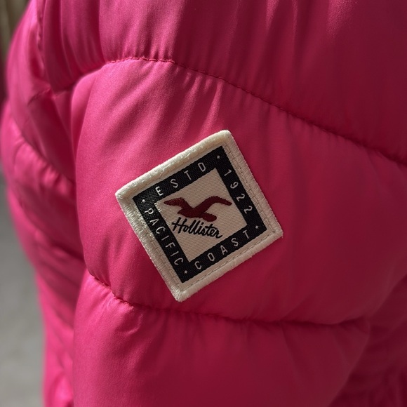 Hollister puffer jacket - Picture 5 of 8